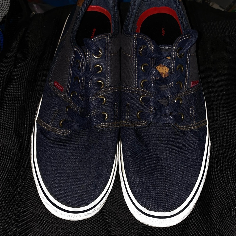 Levi’s blue navy shoes